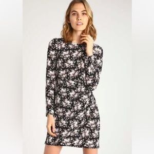 CLUB MONACO Amelda Faux Wrap Silk Dress | Size 4